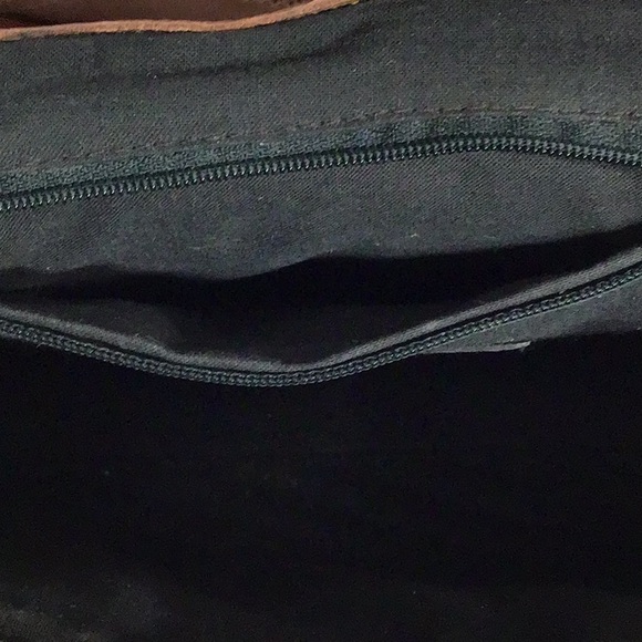 Vintage LJS collection, leather shoulder bag. This bag is in pristine condition. - Picture 5 of 12